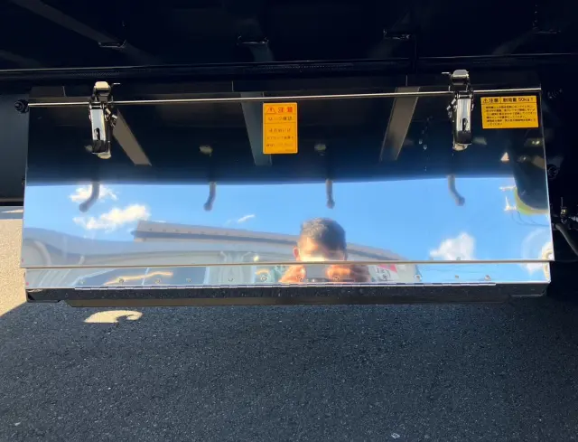 三菱 ファイター 2DG-FQ62F(6x4)の写真29