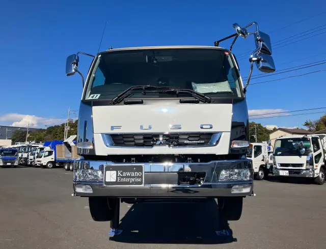 三菱 ファイター 2DG-FQ62F(6x2)の写真4