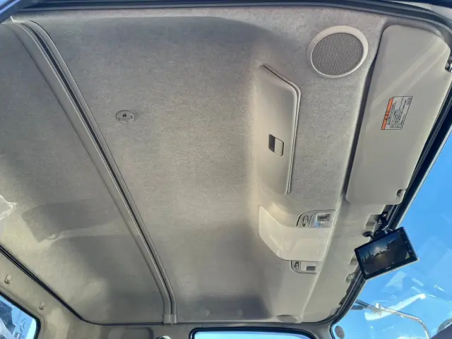 三菱 ファイター 2DG-FQ62F(6x2)の写真37