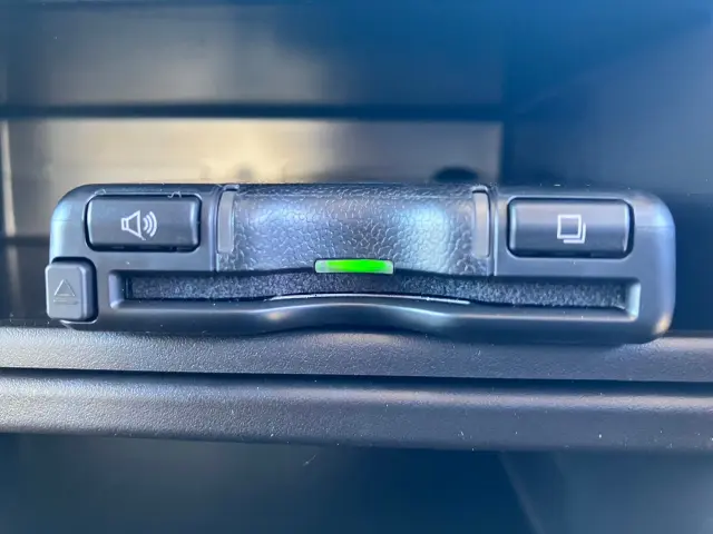 三菱 ファイター 2DG-FQ62F(6x2)の写真39