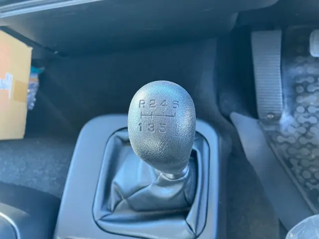 三菱 ファイター 2DG-FQ62F(6x2)の写真41