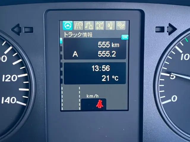 三菱 ファイター 2DG-FQ62F(6x2)の写真42