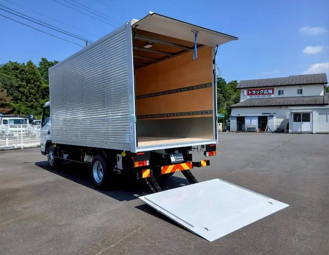 三菱 キャンター 2PG-FRB80(2WD)の写真15