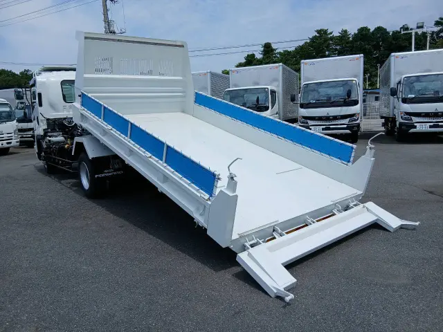 いすゞ フォワード 2RG-FRR90S4(2WD)の写真19