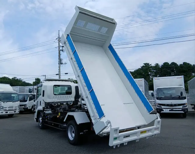 いすゞ フォワード 2RG-FRR90S4(2WD)の写真20