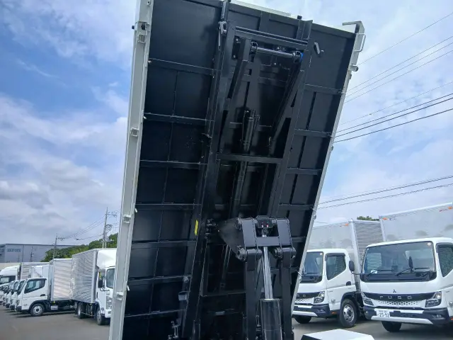 いすゞ フォワード 2RG-FRR90S4(2WD)の写真25