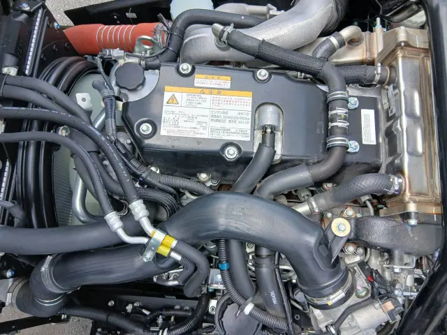 いすゞ フォワード 2RG-FRR90S4(2WD)の写真32
