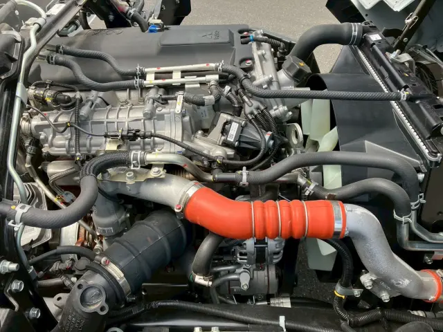 三菱 キャンター 2RG-FBA20(2WD)の写真19