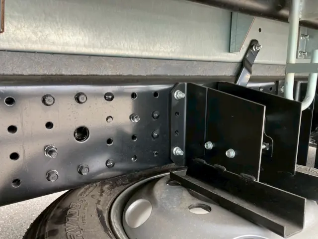 三菱 キャンター 2RG-FBA20(2WD)の写真23