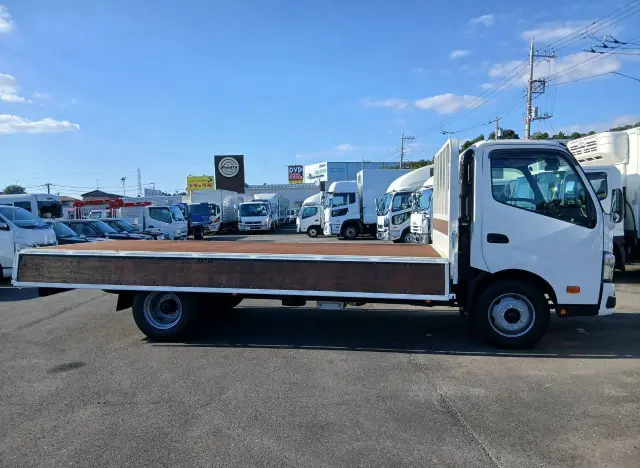 日野 デュトロ 2WG-XZU721M(2WD)の写真5