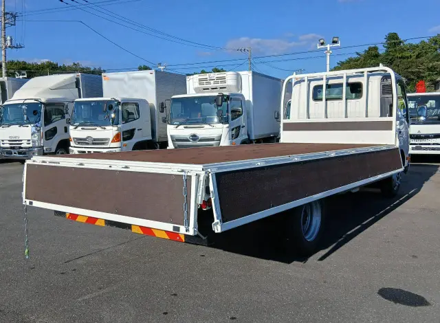 日野 デュトロ 2WG-XZU721M(2WD)の写真7