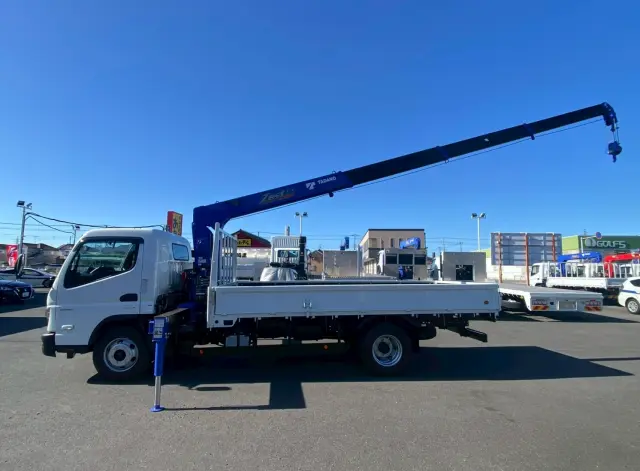 三菱 キャンター 2PG-FEB90(2WD)の写真16