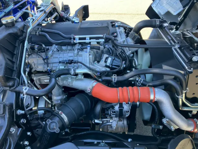 三菱 キャンター 2PG-FEB90(2WD)の写真18