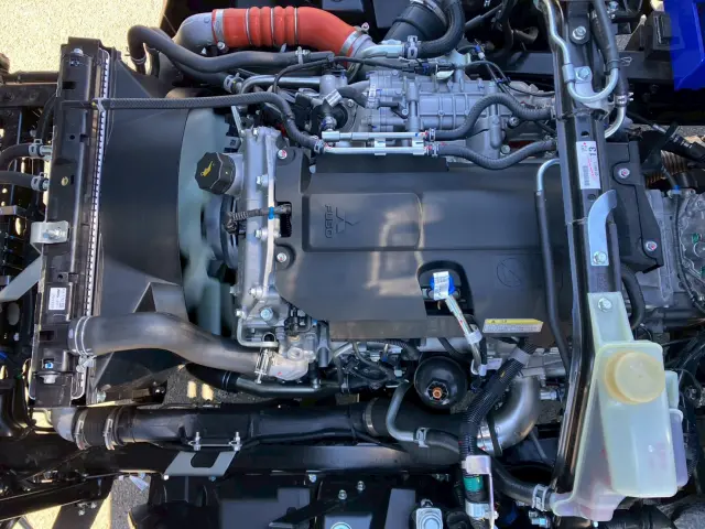 三菱 キャンター 2PG-FEB90(2WD)の写真20