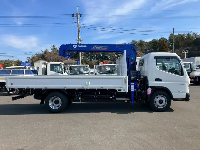 三菱 キャンター 2PG-FEB80(2WD)の写真6