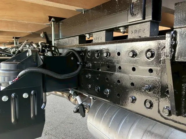 三菱 キャンター 2PG-FEB80(2WD)の写真22