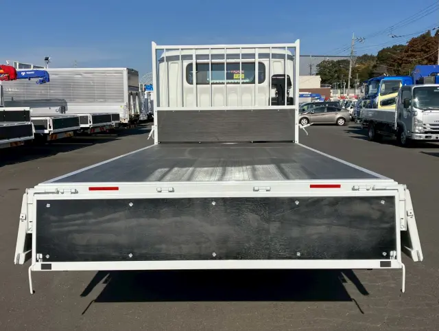 三菱 キャンター 2RG-FEB50(2WD)の写真9