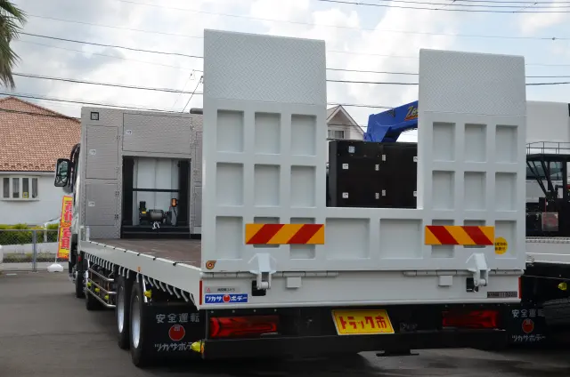 三菱 スーパーグレート 2PG-FS80VZ(8x4)の写真5