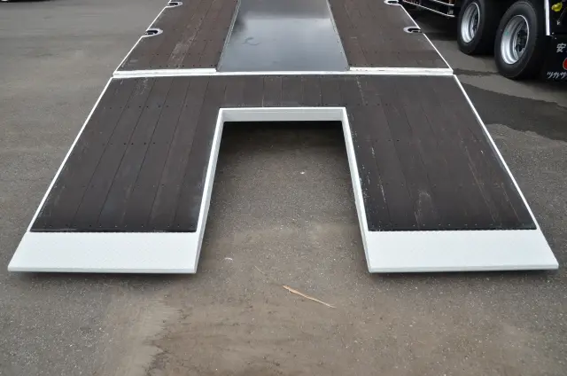 三菱 スーパーグレート 2PG-FS80VZ(8x4)の写真40