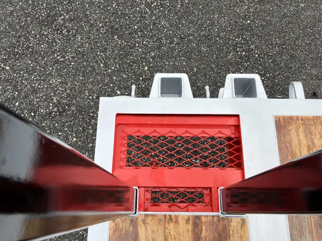 東邦 中低床段付き3軸セミトレーラー TE36H2C3改(未入力/関係無)の写真5