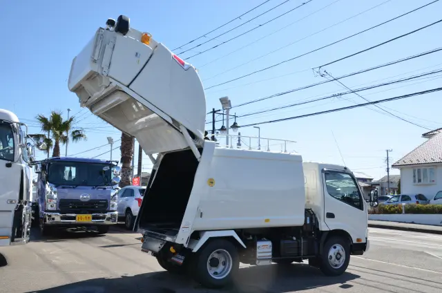 日野 デュトロ 2KG-XZU605X(2WD)の写真14