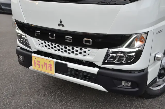 三菱 キャンター 2RG-FBA60(2WD)の写真3