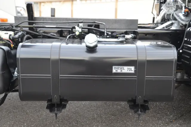 三菱 キャンター 2RG-FBA60(2WD)の写真9