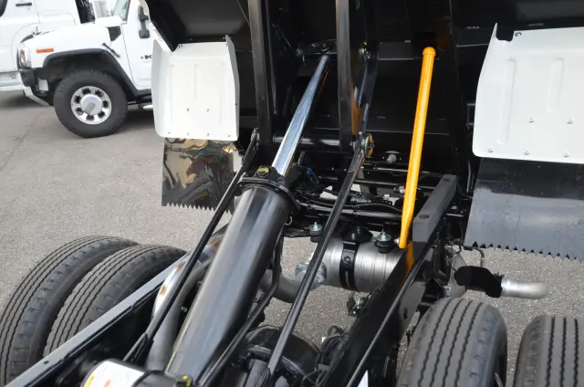 三菱 キャンター 2RG-FBA60(2WD)の写真11