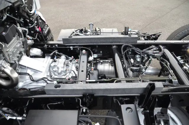 三菱 キャンター 2RG-FBA60(2WD)の写真12