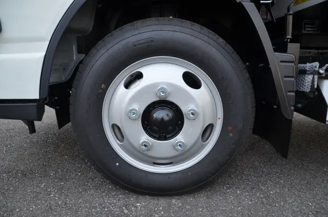 三菱 キャンター 2RG-FBA60(2WD)の写真16
