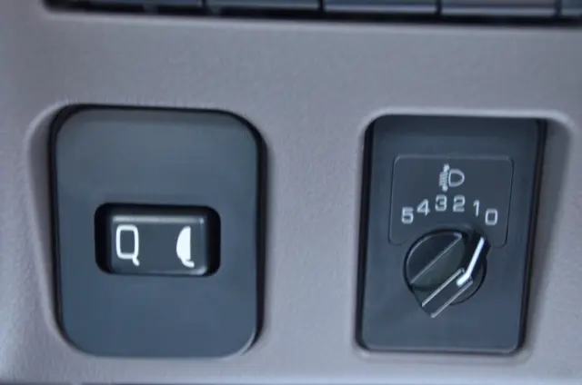 三菱 キャンター 2RG-FBA60(2WD)の写真38