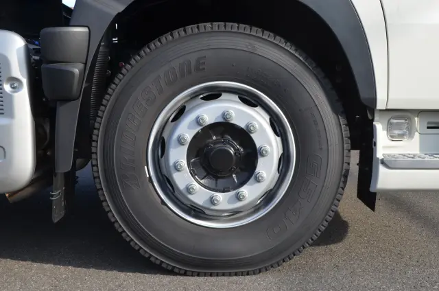 日野 プロフィア 2DG-FS1AJE(6x4)の写真3