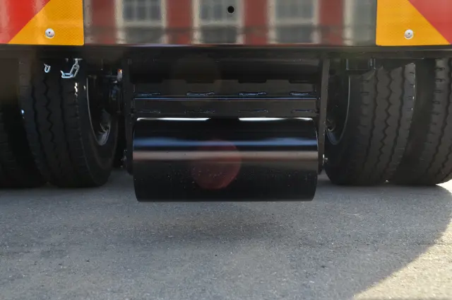 日野 プロフィア 2DG-FS1AJE(6x4)の写真17