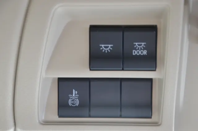 日野 プロフィア 2DG-FS1AJE(6x4)の写真46