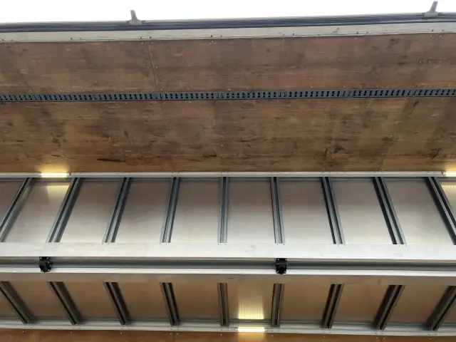 日野 プロフィア 2DG-FW1AHG(8x4)の写真4