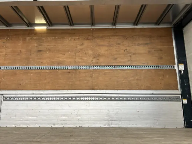 日野 プロフィア 2DG-FW1AHG(8x4)の写真8