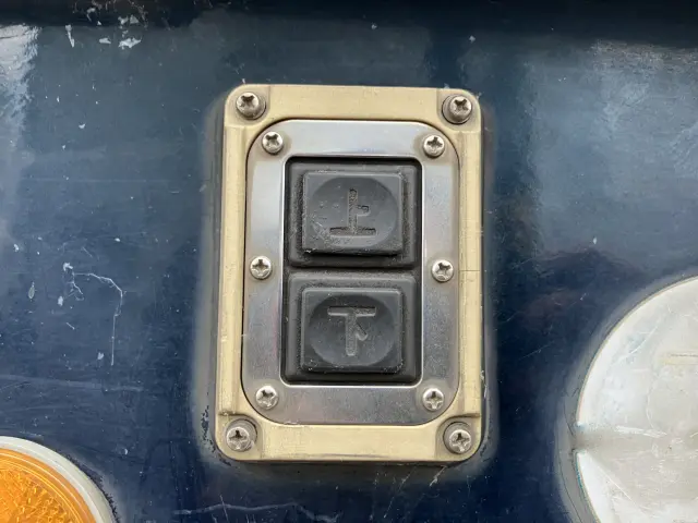 日野 プロフィア 2DG-FW1AHG(8x4)の写真15