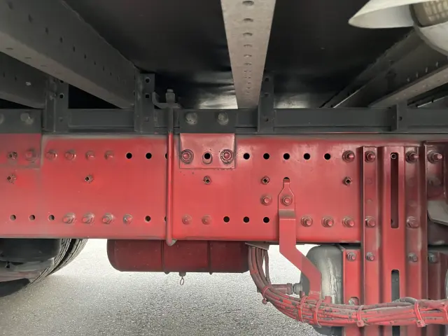 日野 プロフィア 2DG-FW1AHG(8x4)の写真19