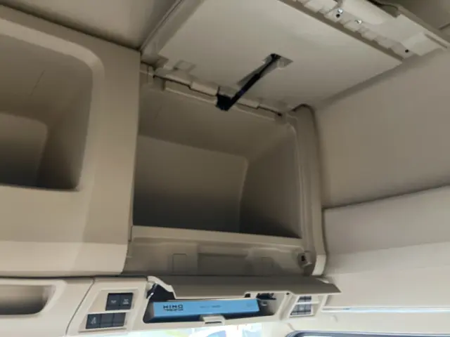 日野 プロフィア 2DG-FS1AHE(6x4)の写真15