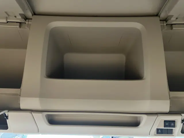 日野 プロフィア 2DG-FS1AHE(6x4)の写真16