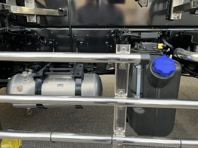 日野 プロフィア 2DG-FS1AHE(6x4)の写真22