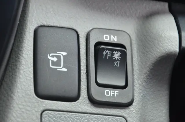 日野 デュトロ 2KG-XZU605M(2WD)の写真35