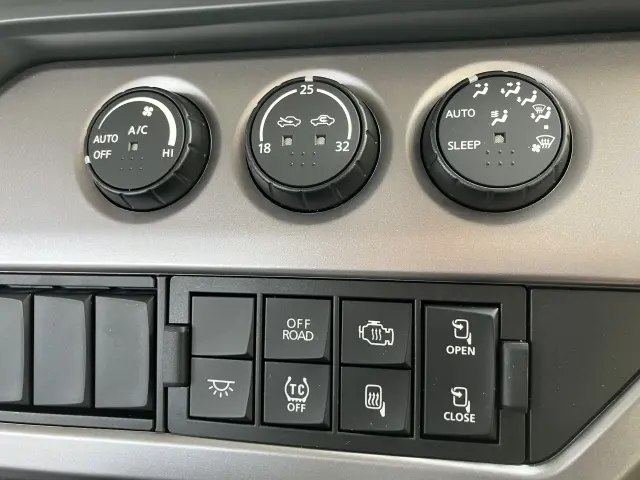 ＵＤ クオン 2PG-GK5DAD(2WD)の写真13