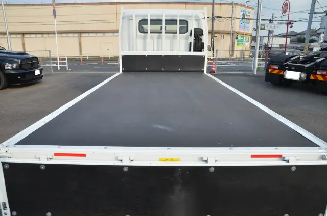 三菱 キャンター 2RG-FEB50(2WD)の写真5