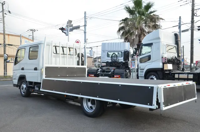 三菱 キャンター 2RG-FEB50(2WD)の写真7