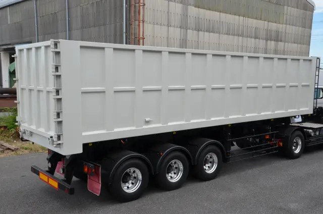 日本トレクス 46立米(46㎥)【40立米(40㎥)以上 大容量!】 深ダンプトレーラー 極東開発 スウェーデン鋼(HARDOX) シングル引き PFB34112(未入力/関係無)の写真11