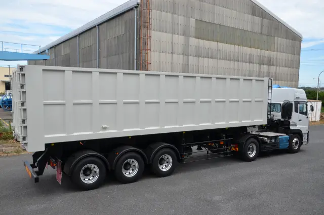 日本トレクス 46立米(46㎥)【40立米(40㎥)以上 大容量!】 深ダンプトレーラー 極東開発 スウェーデン鋼(HARDOX) シングル引き PFB34112(未入力/関係無)の写真12