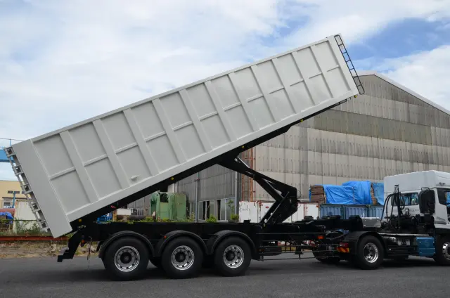 日本トレクス 46立米(46㎥)【40立米(40㎥)以上 大容量!】 深ダンプトレーラー 極東開発 スウェーデン鋼(HARDOX) シングル引き PFB34112(未入力/関係無)の写真17