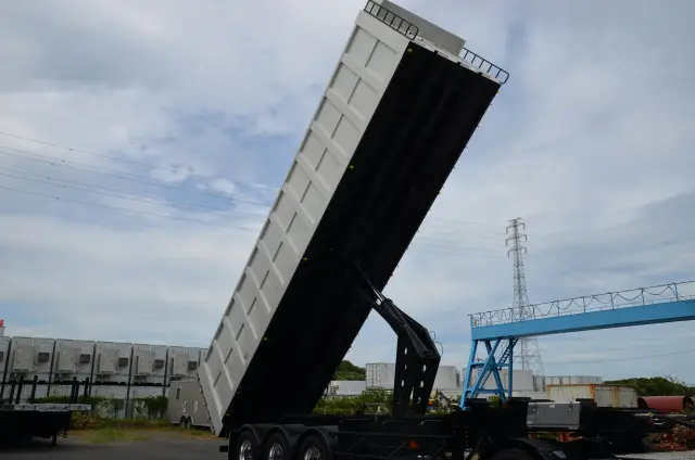 日本トレクス 46立米(46㎥)【40立米(40㎥)以上 大容量!】 深ダンプトレーラー 極東開発 スウェーデン鋼(HARDOX) シングル引き PFB34112(未入力/関係無)の写真21