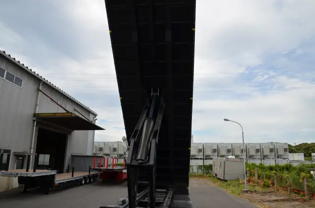 日本トレクス 46立米(46㎥)【40立米(40㎥)以上 大容量!】 深ダンプトレーラー 極東開発 スウェーデン鋼(HARDOX) シングル引き PFB34112(未入力/関係無)の写真24